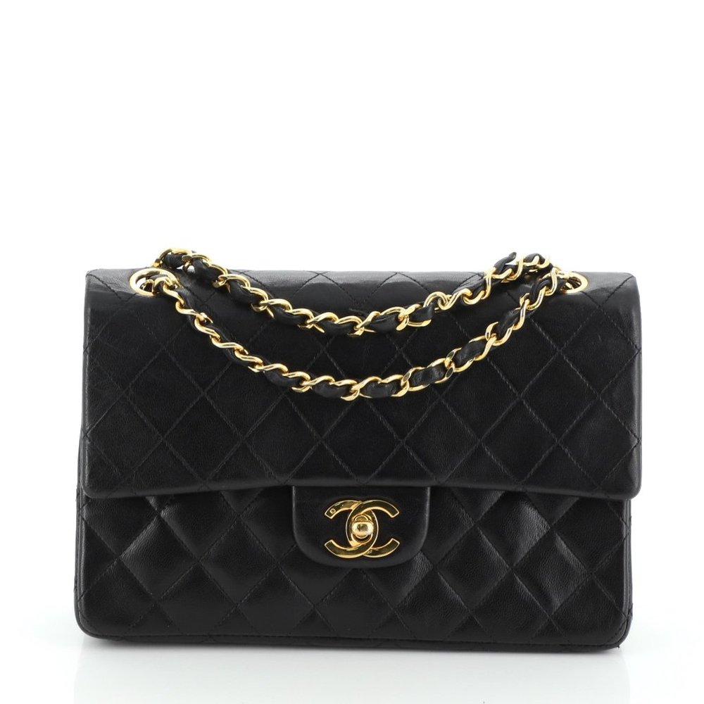 CHANEL Vintage Classic Double Flap Bag Quilted Lambskin Small